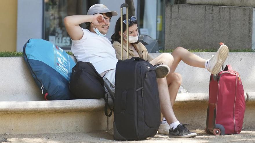 Uns turistes a la ciutat de Figueres