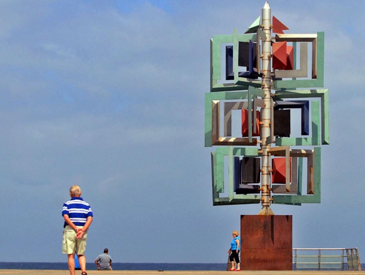 El ‘Juguete del Viento’, en la plaza de La Puntilla en julio de 2012.