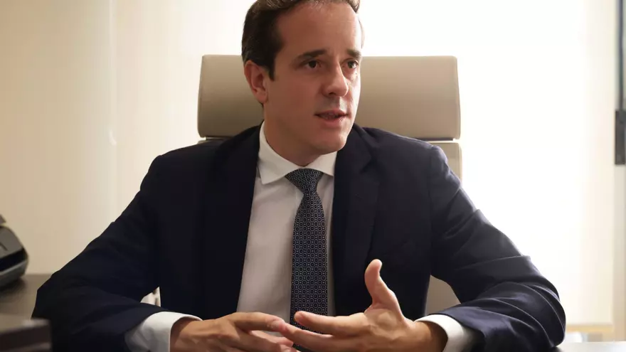 David Cascón, abogado en Cáceres: "Contratar personal es hoy una carga muy grande para las pequeñas empresas"