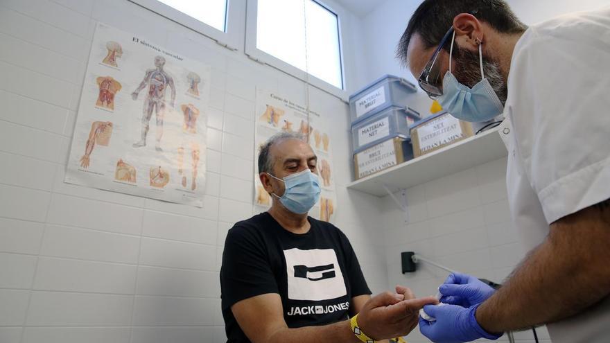 Hepatitis C: los microbiólogos piden que los tratamientos se inicien de &quot;manera universal y sin demora&quot;