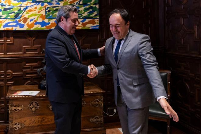 Comunidad Valenciana: la "prioridad nacional" de Vox también impregna las políticas sociales y por primera vez 'a petición' del PP