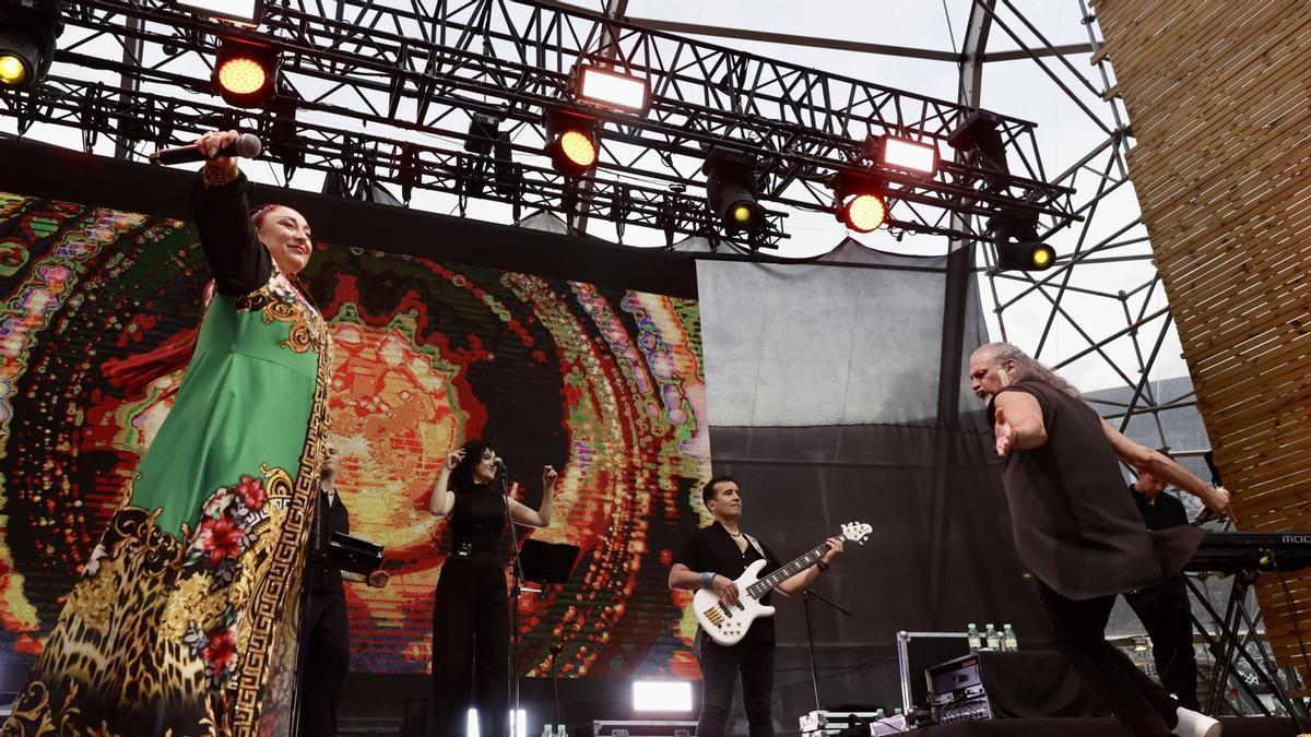 VÍDEO: Así fue el concierto de Camela en el Gijón Arena
