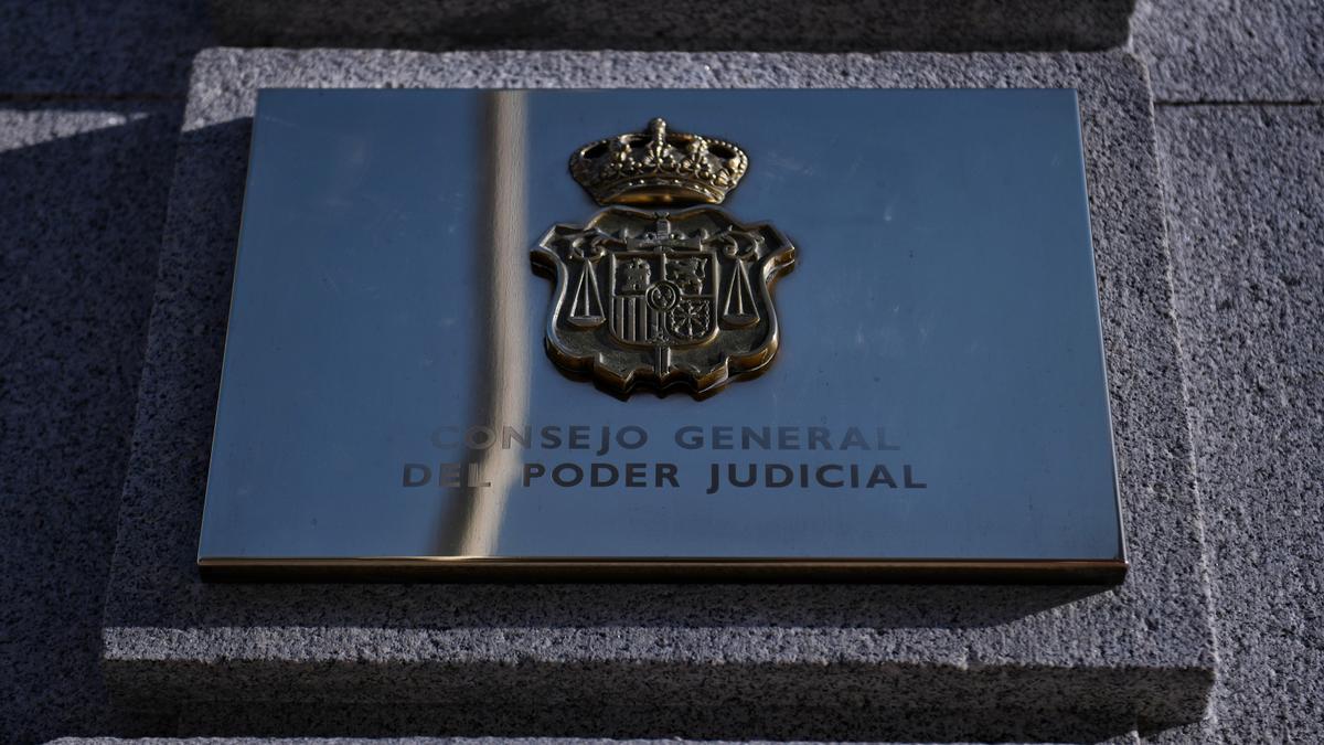 Entrada del Consejo General del Poder Judicial.