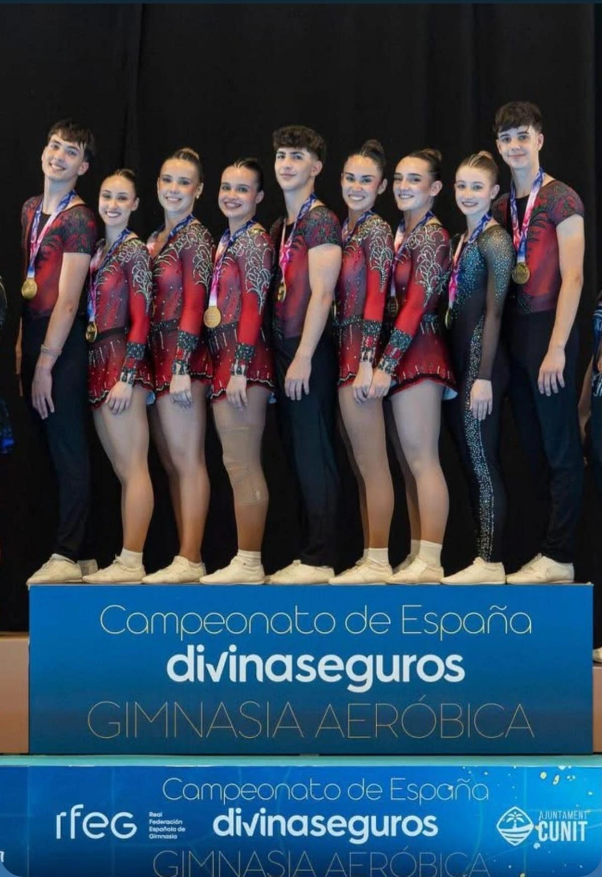 Gimnastas del CTX en el Campeonato de España en Cunit.