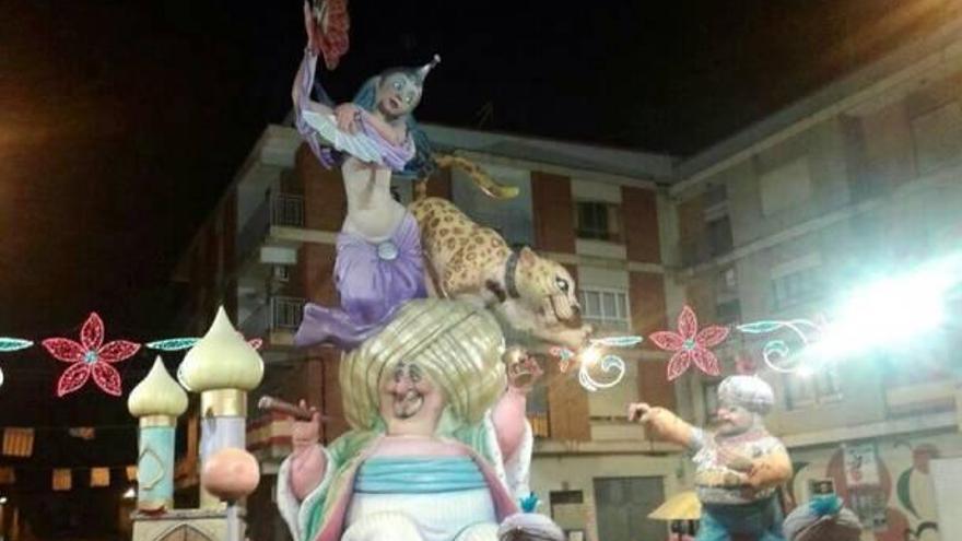 La falla ganadora en la Pobla de Vallbona.