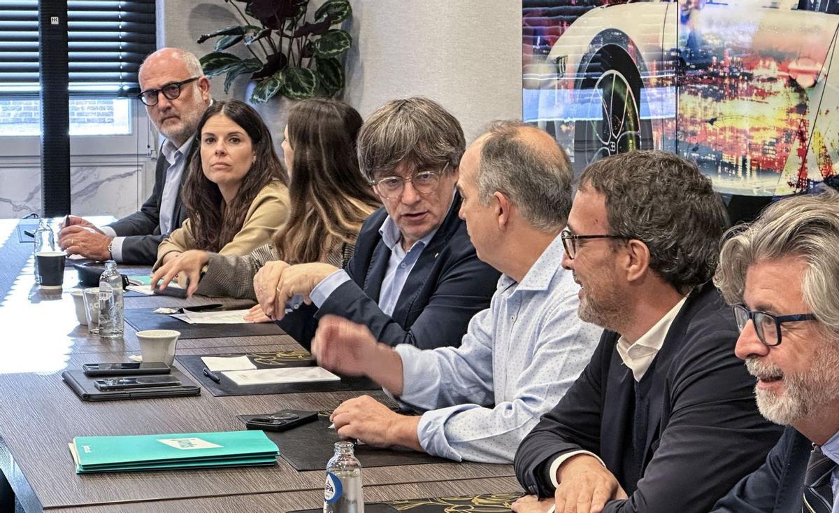 Puigdemont es reforça internament pel seu possible retorn a la primavera