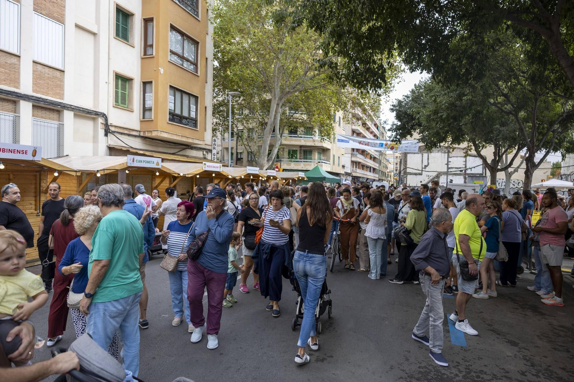 FOTOS | El éxito en la primera Fira del Variat en Palma desborda las previsiones de los restaurantes