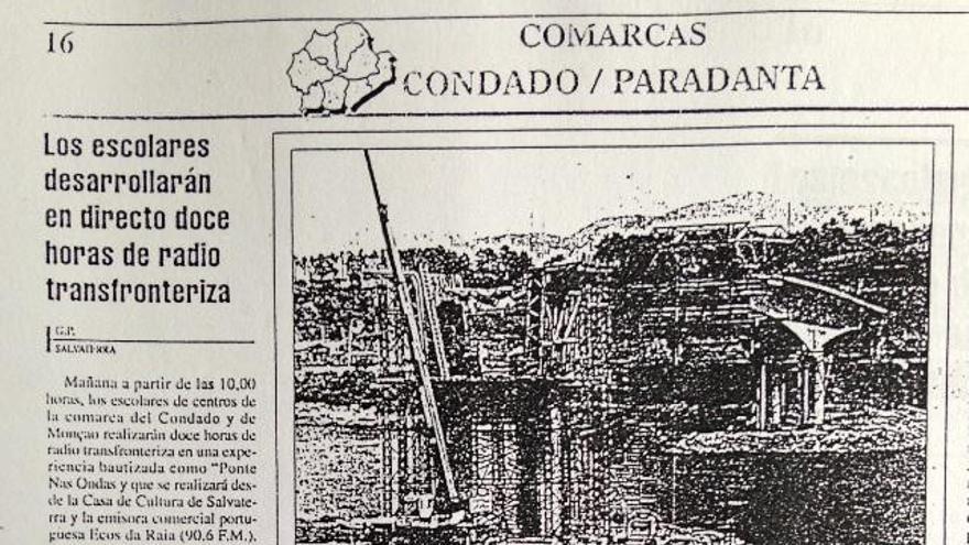Artigo do Faro de Vigo anunciando no 1995 a celebración do primeiro Ponte nas Ondas.