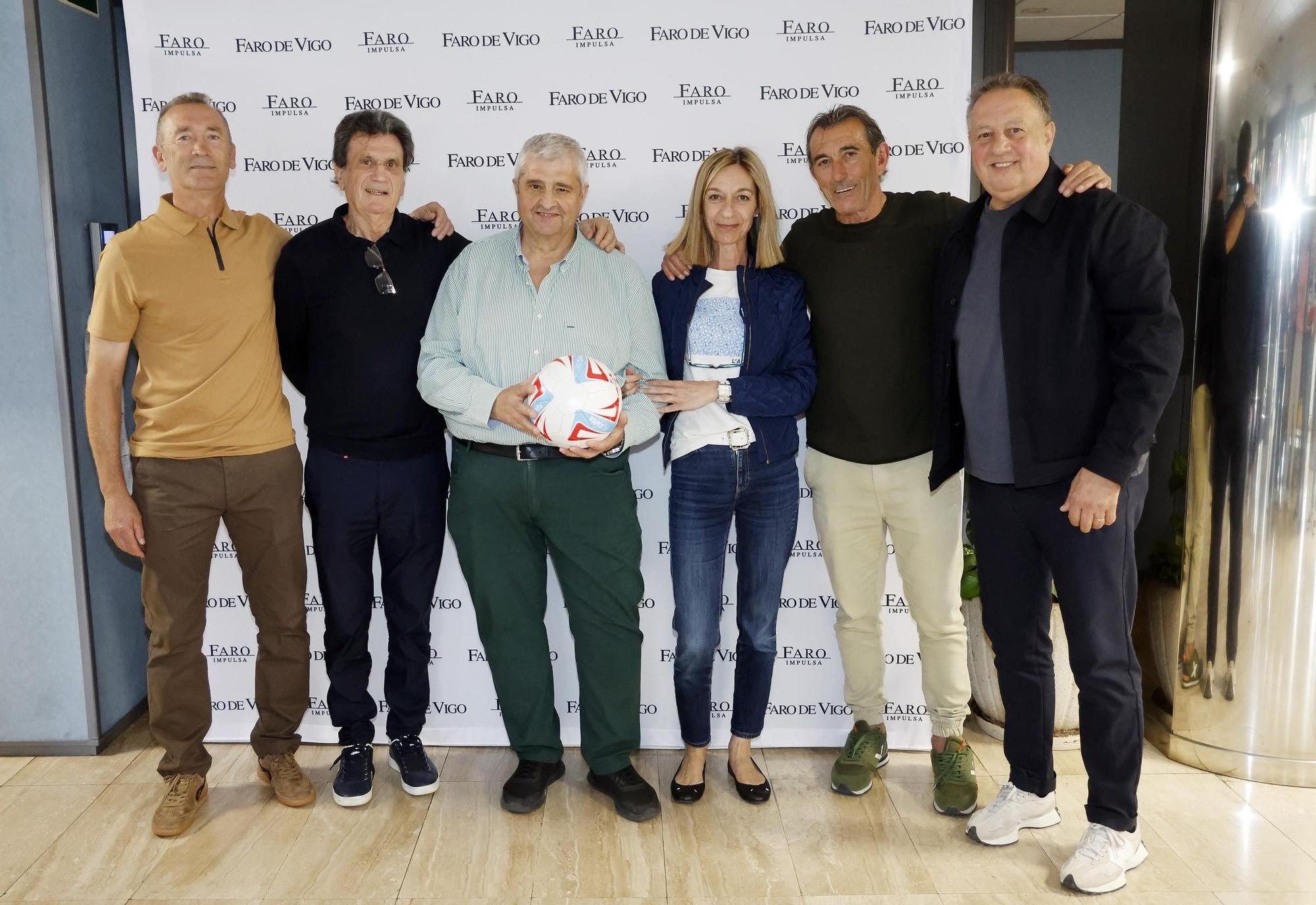 Encuentro de exjugadores y capitanes del Celta con suscriptores de FARO