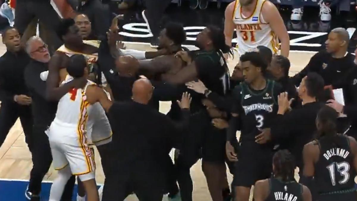 Pelea entre jugadores de Minnesota Timberwolves y Atlanta Hawks