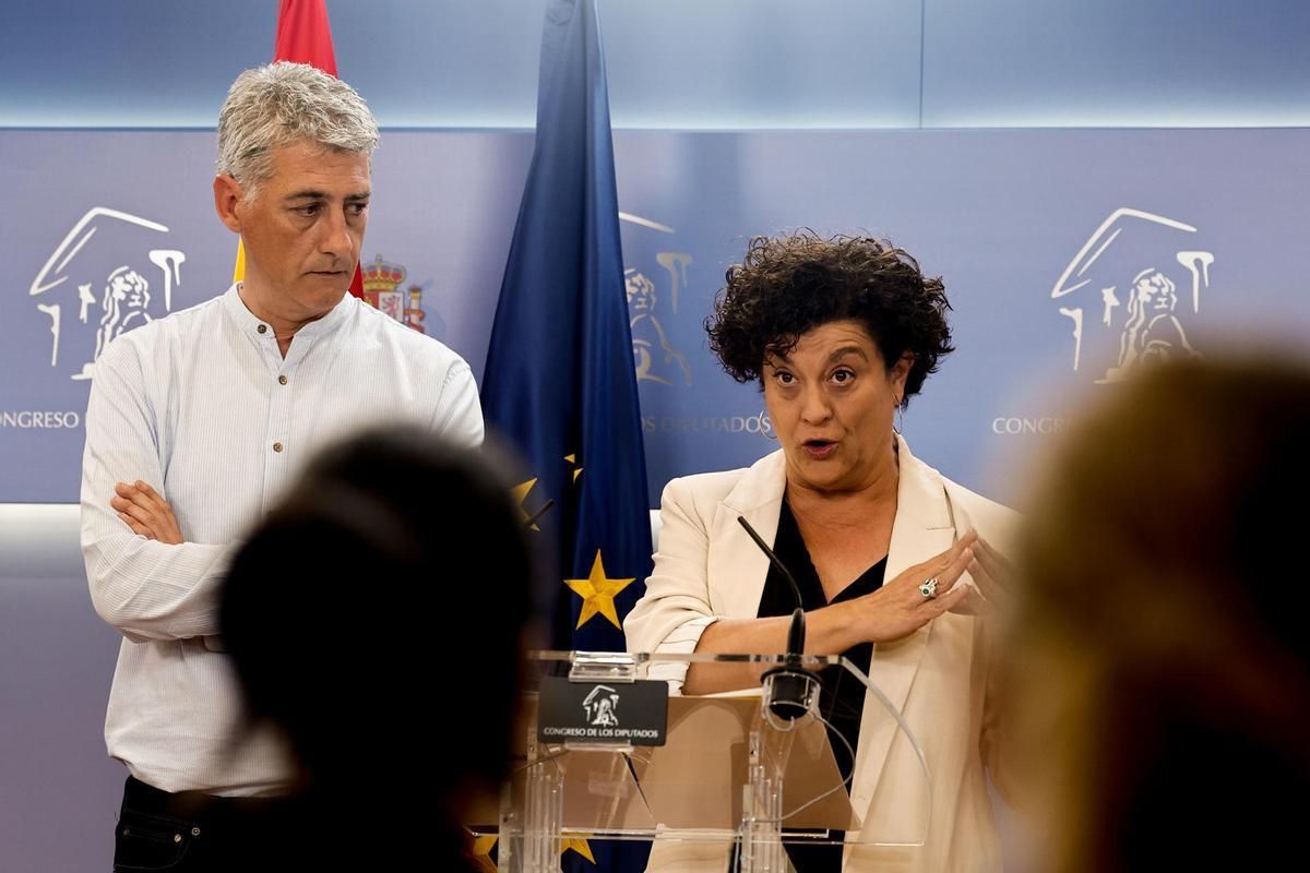 Pilar Vallugera, la diputada que va parar el desnonament de la Martina