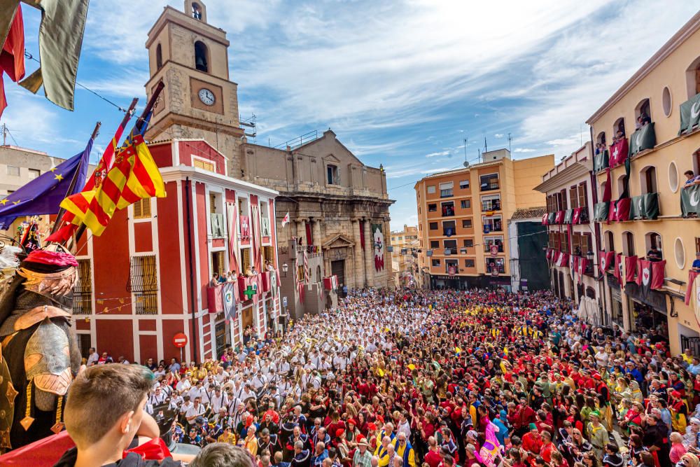 L''Arrancà abre las fiestas de Moros y Cristianos en Callosa d''En Sarrià