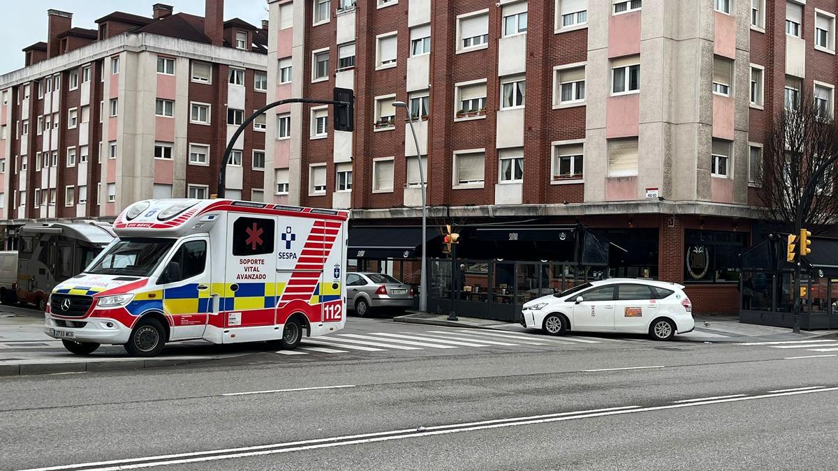 Los servicios sanitarios, en la calle Río Eo con Pintor Manuel Medina.