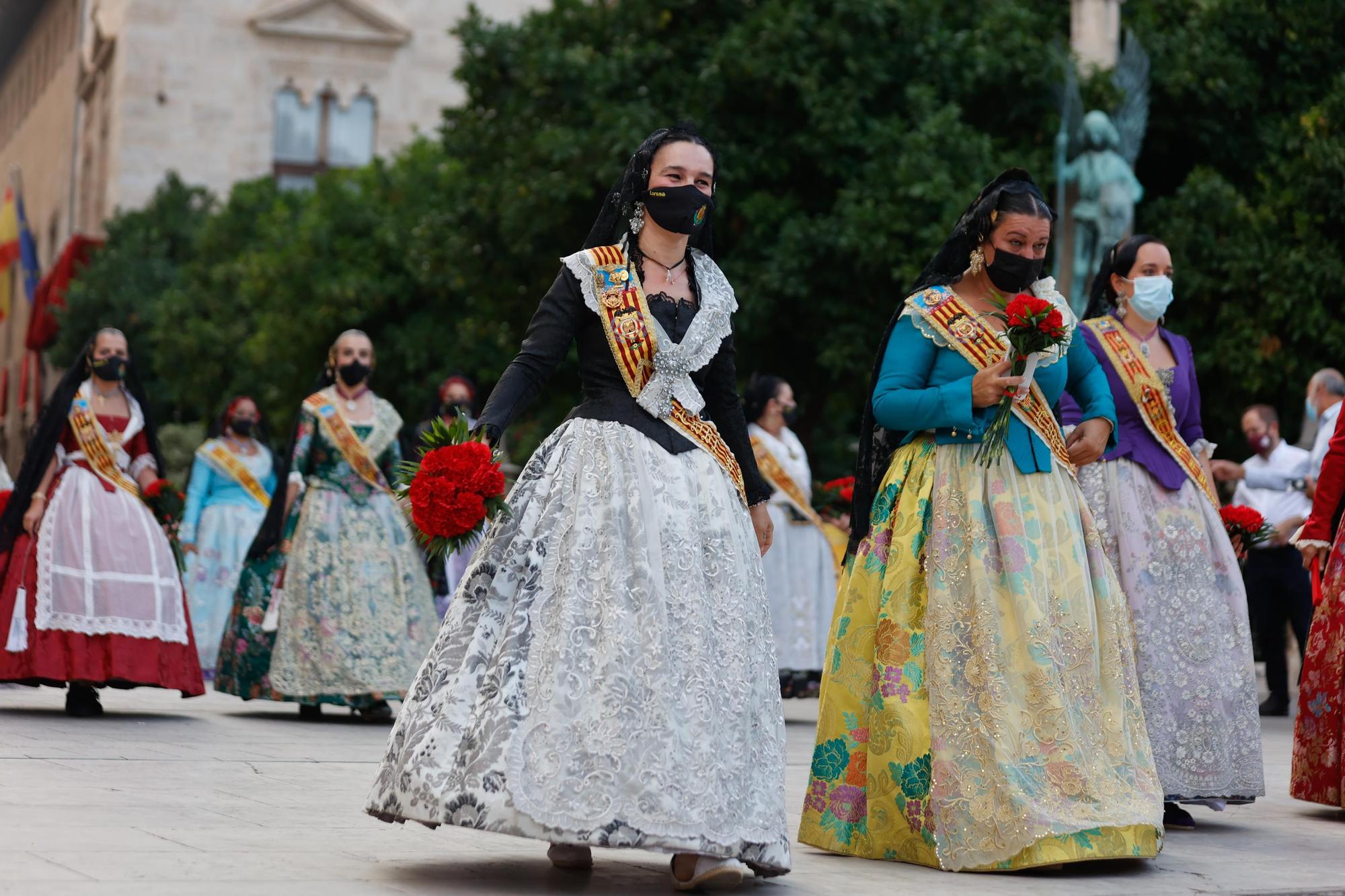 Búscate en el segundo día de Ofrenda por la calle Caballeros (entre las 18.00 y las 19.00 horas)