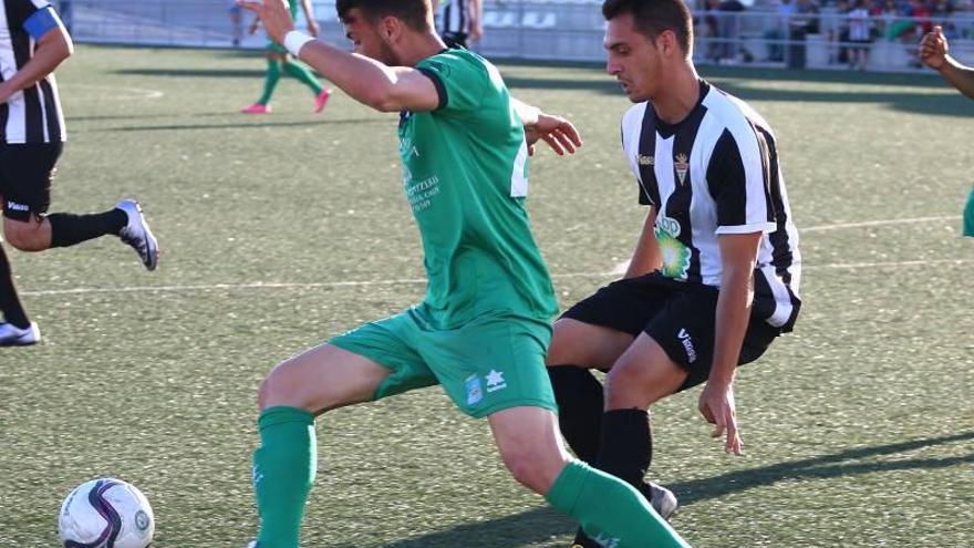 El CD Almazora se impone con autoridad al Calpe (2-0)