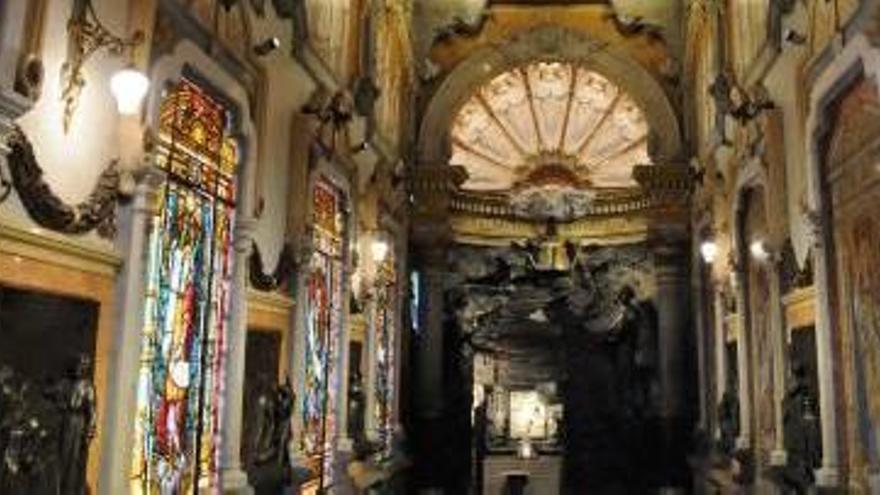 Interior de la Cova de Sant Ignasi després dels treballs de restauració
