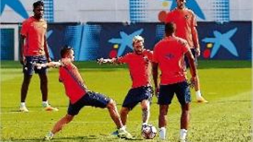 Leo Messi es va entrenar ahir amb la resta de l&#039;equip blaugrana.