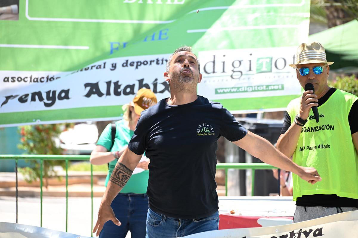 XIV Campeonato de lanzamiento de hueso de dátil de Elche, en imágenes