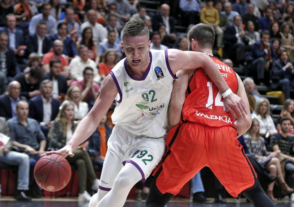 EL VALENCIA BASKET Y EL UNICAJA DE MÁLAGA ...