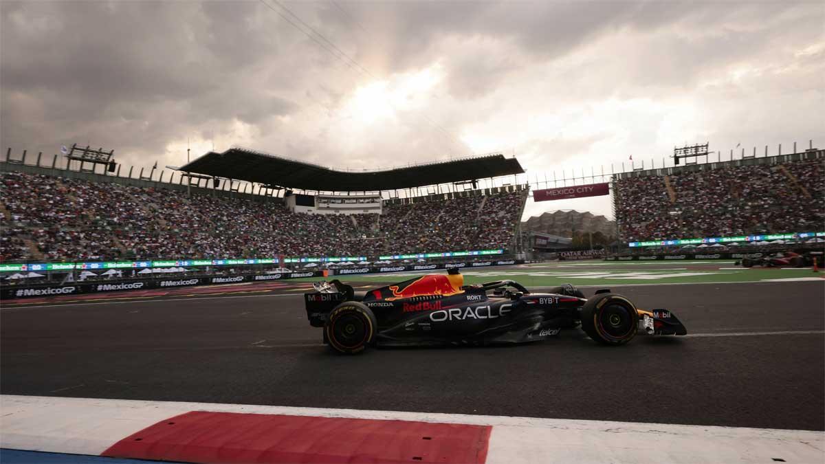 Max Verstappen, en acción durante los terceros libres del GP de México