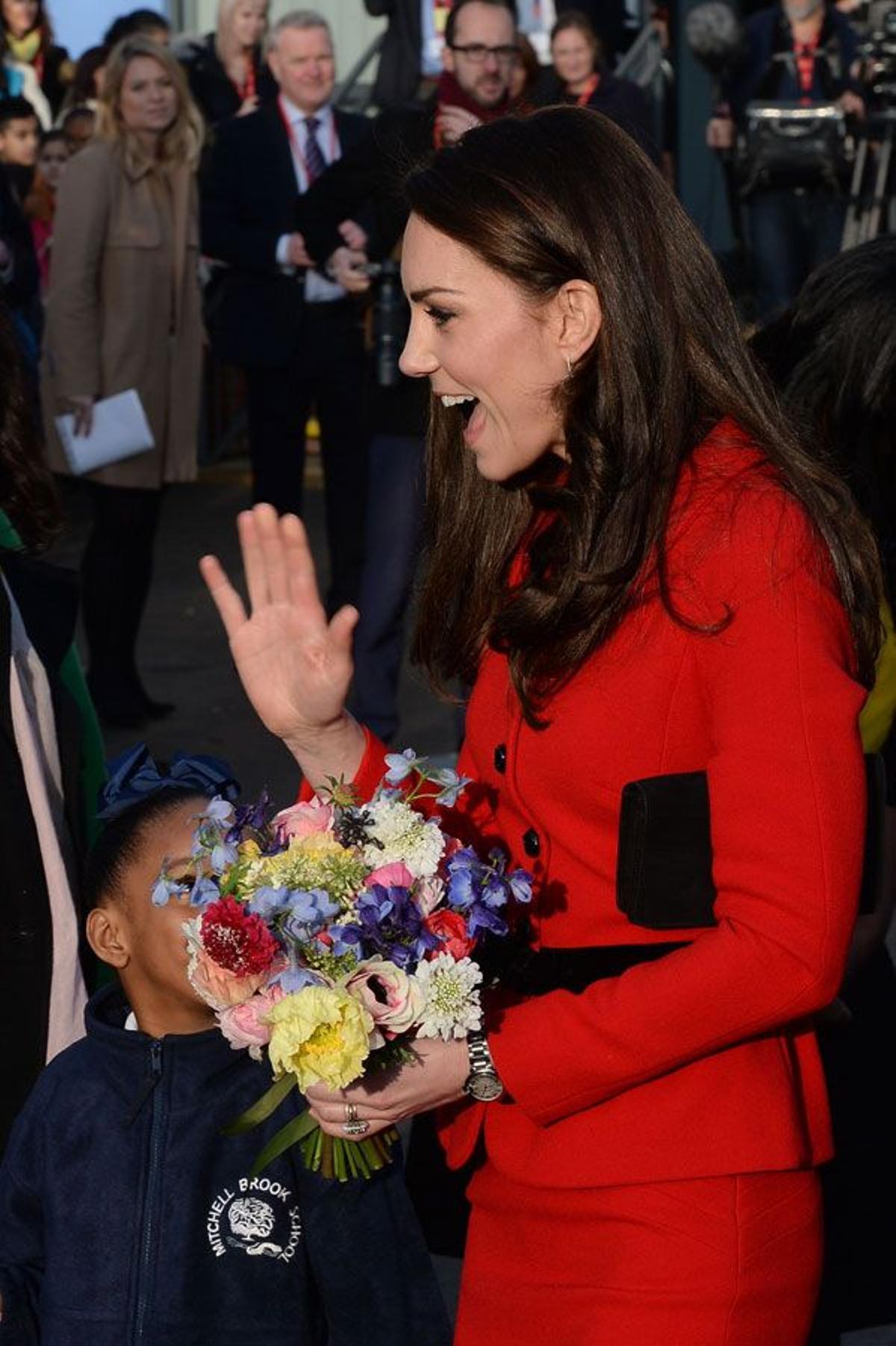 El traje rojo firmado por Luisa Spagnoli de Kate Middleton