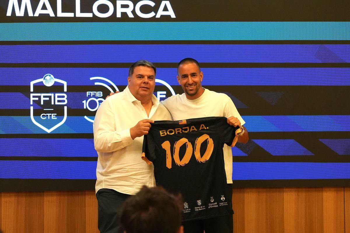 Álbum de fotos de la ‘Jornada d’Actualització i Reciclatge’ del Comité Técnico de Entrenadores de la FFIB