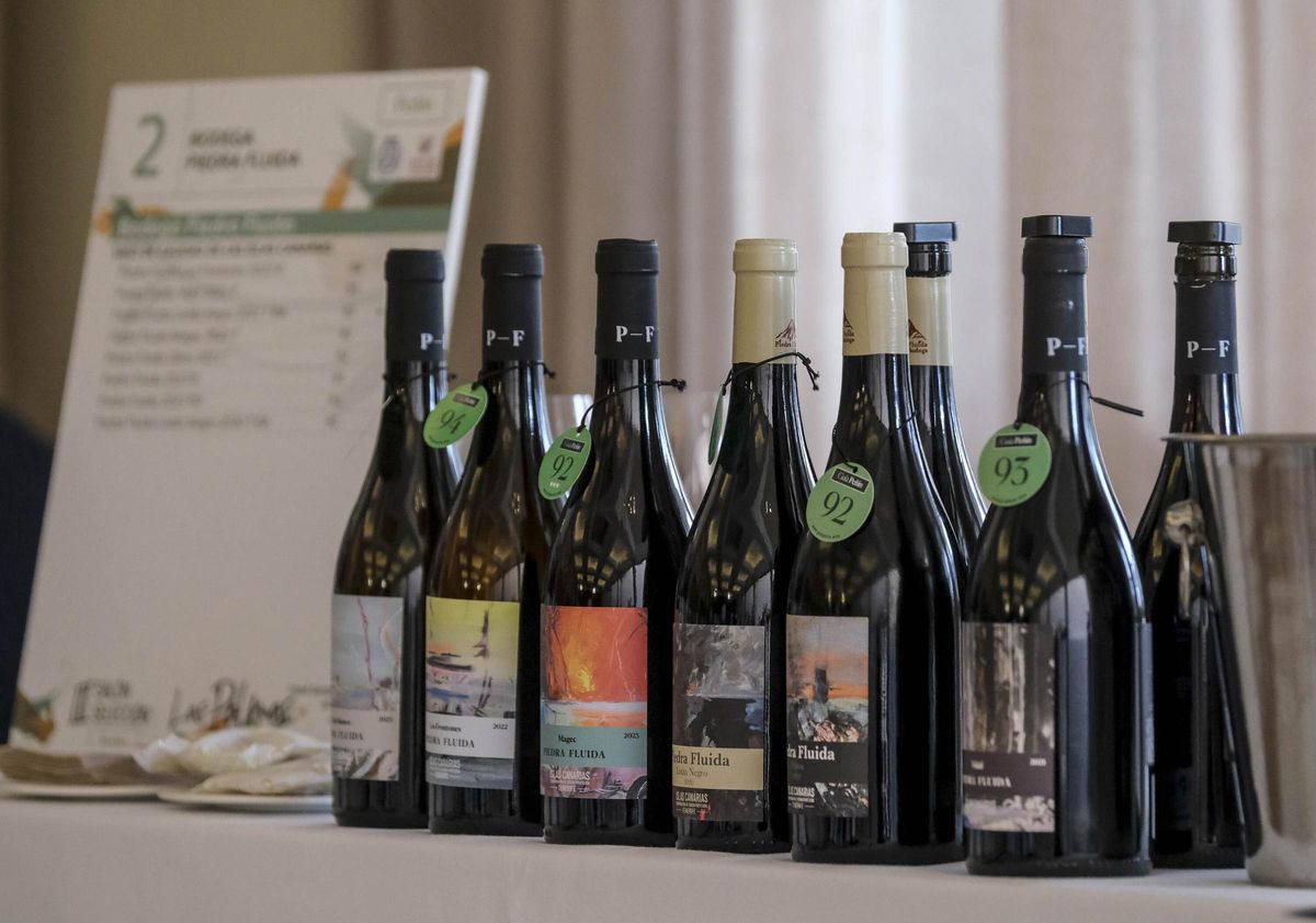 Botellas de Bodega Piedra Fluida.