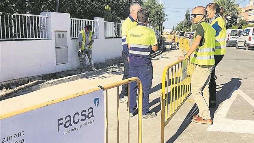 Invertirán 10.000 euros para evitar el vertido de fecales en la playa de Almassora