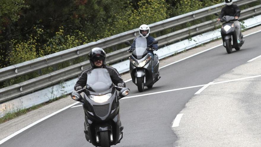 Una ruta de mototurismo se adentra en la Serra d´Espadà