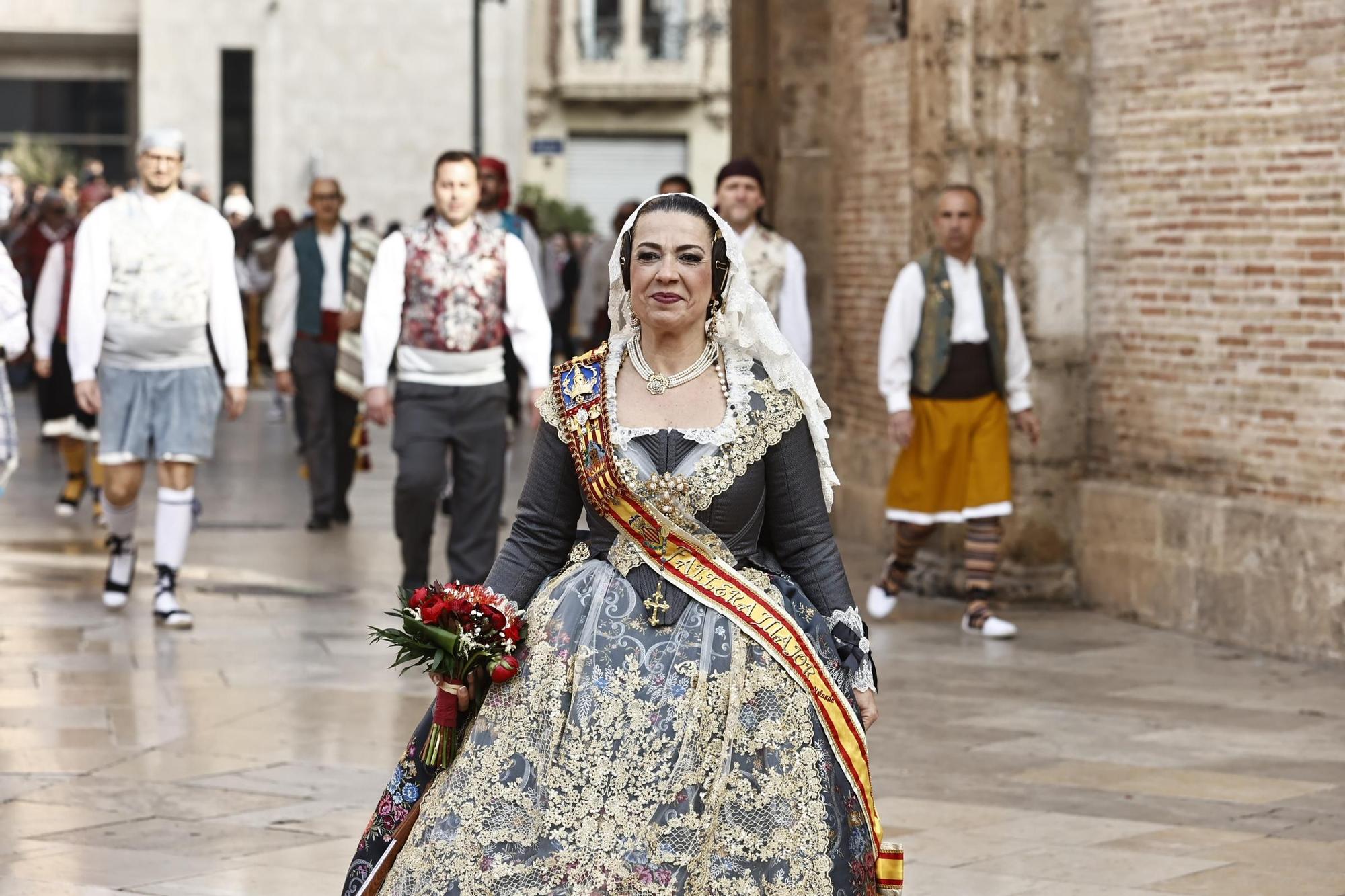 Ofrenda 18 de marzo. Calle de la Paz (16-17 horas)