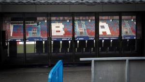 GRAFCAV3301. EIBAR (GIPUZKOA), 10/03/2020.- Vista del estadio de Ipurua de Eibar, este martes, donde esta noche se juega el partido aplazado de LaLiga Santander entre el Eibar y la Real Sociedad, que se celebra a puerta vacía a causa de las medidas contra el coronavirus COVID-19.EFE/ Javier Etxezarreta
