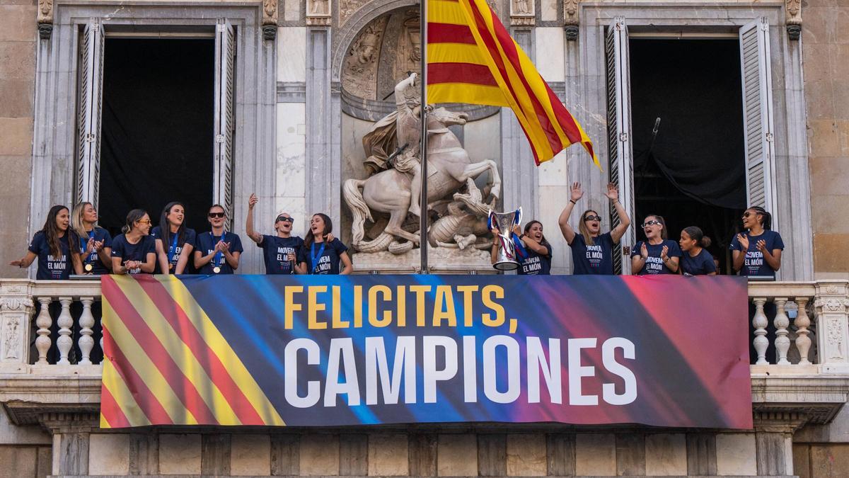 Celebración de la Champions del Barcelona en la plaça Sant Jaume