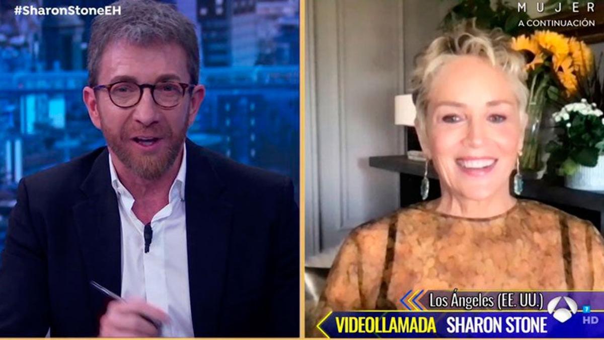 Pablo Motos y Sharon Stone en 'El Hormiguero'