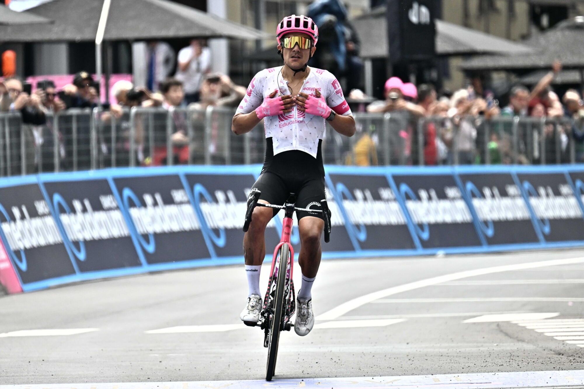 La etapa 11 del Giro de Italia, en imágenes.