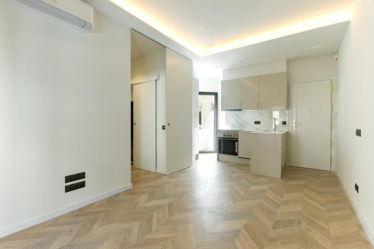 Interior de uno de los pisos en alquiler de Picas de la Rosa, situado en el área metropolitana de Barcelona.