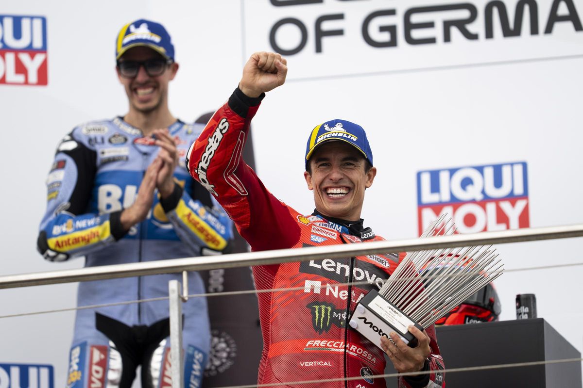 Marc y Àlex Márquez repitieron ayer, por quinta vez este año, primero y segundo en el podio.