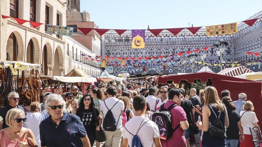 Un homenaje a Porrina llenó por primera vez la plaza Alta