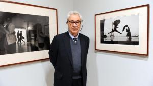 El fotógrafo Elliott Erwitt en París (AFP)