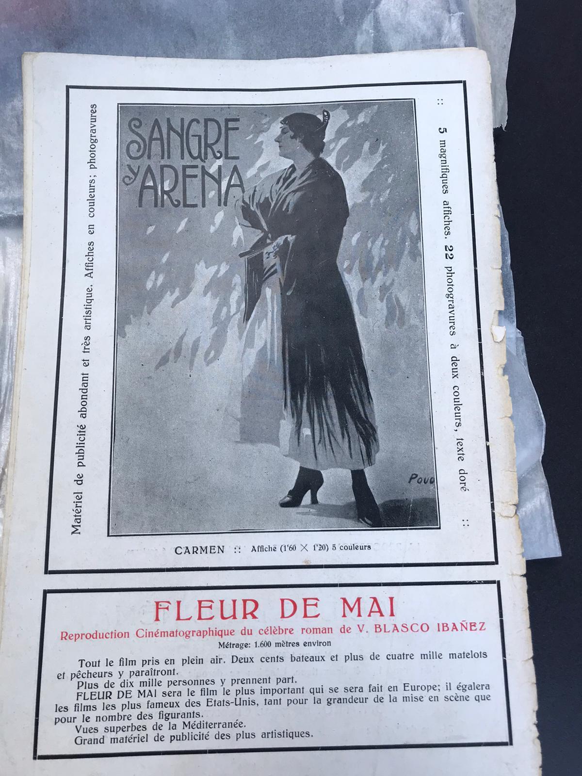 Cartel de &quot;Sangre y arena&quot; y anuncio de &quot;Flor de mayo&quot;.