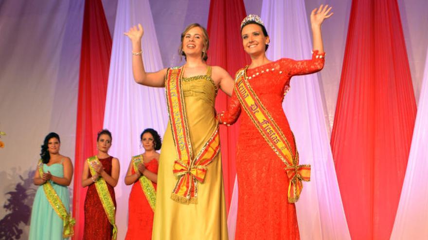 Un momento de la elección de reinas en Pilar de la Horadada