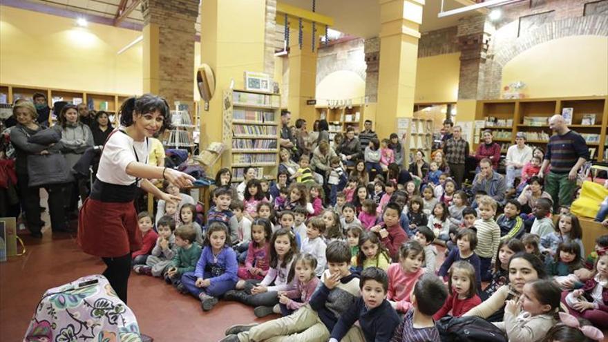 Libros y niños se van de pícnic