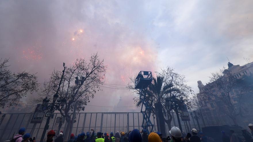 Mascletà 5 de marzo de 2023 - Pirotecnia la Alpujarreña