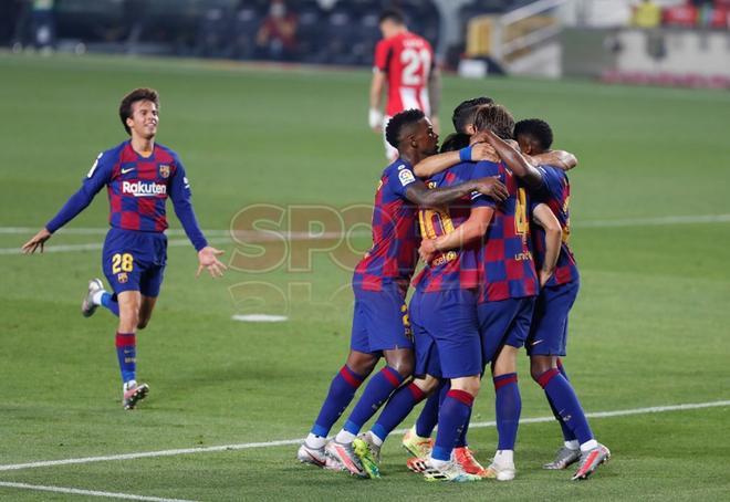 Las mejores imágenes del partido de LaLiga Santander entre el FC Barcelona y el Athletic de Bilbao disputado en el Camp Nou.