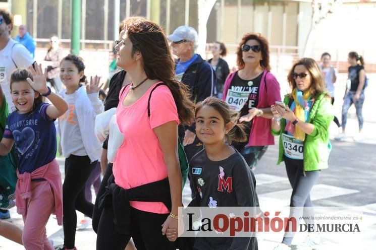 2.000 personas marchan contra el cáncer en Murcia