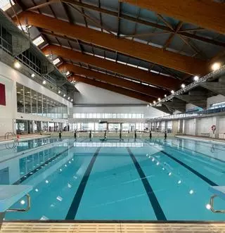 Cierra la piscina grande de Son Moix por un vómito