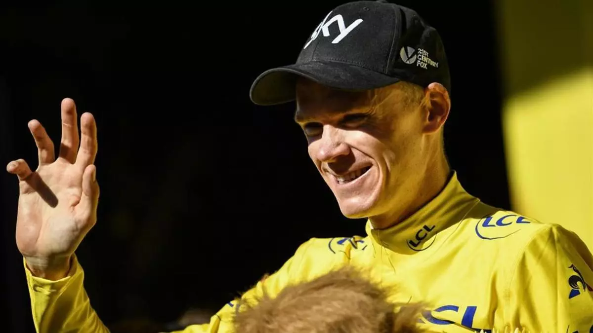 Froome considera "una sorpresa muy bonita" recuperar el maillot
