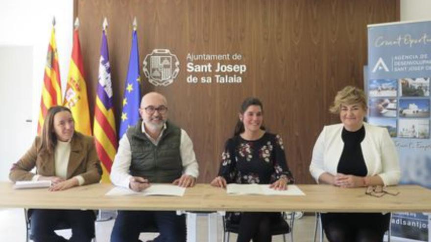 Firma del convenio. | ASJ