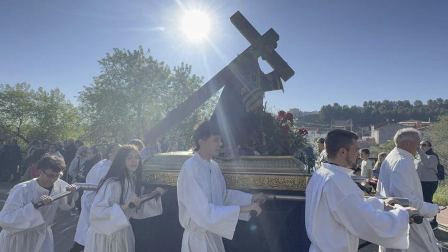 Aguarón reafirma su devoción a Jesús Nazareno