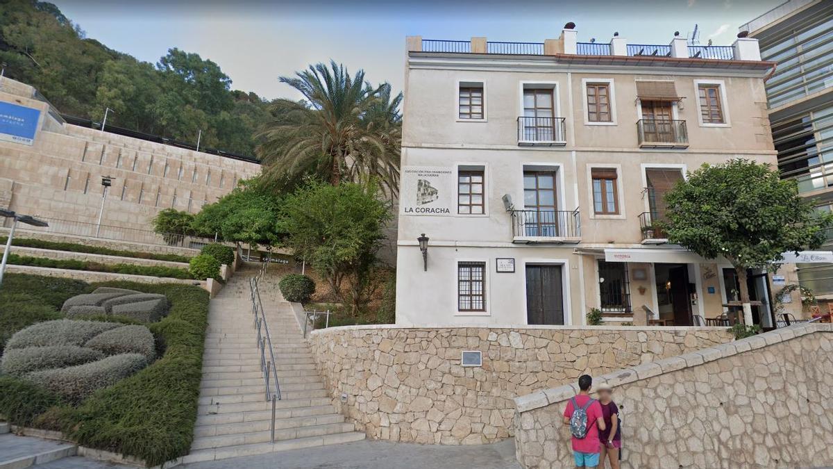El Ayuntamiento de Málaga eleva la protección arquitectónica de los dos únicos edificios que quedan en pie de lo que era La Coracha.