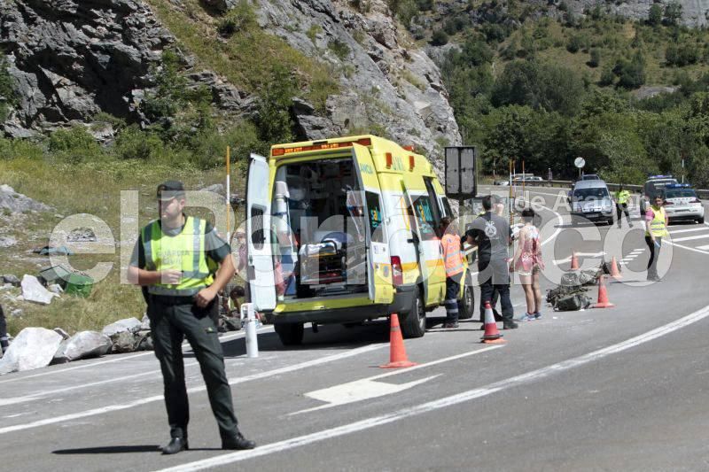 Un desprendimiento sorprende a un grupo de militares en Canfranc Estación